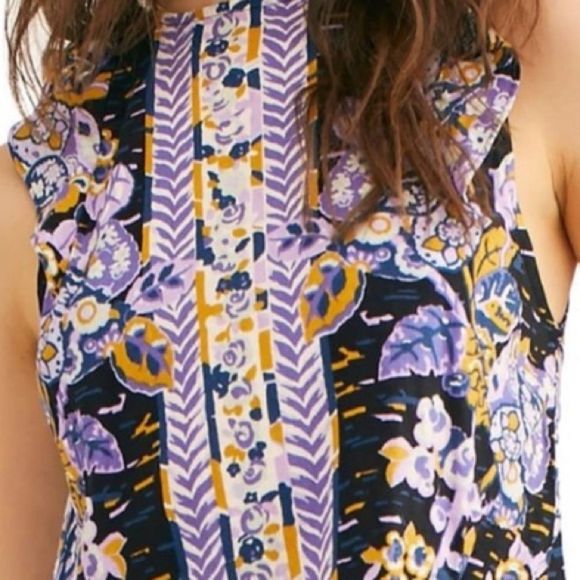 Free People | Summer in Tulum Linen Top - Picture 5 of 6